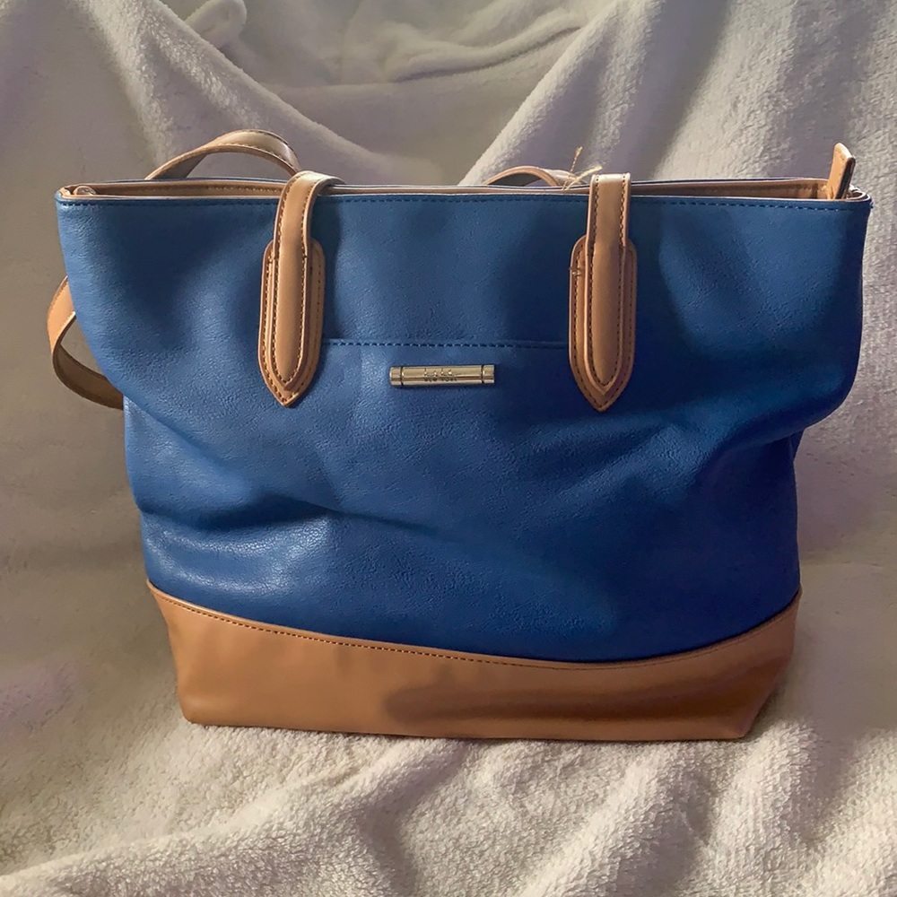 blue and tan Nicole Miller shoulder bag